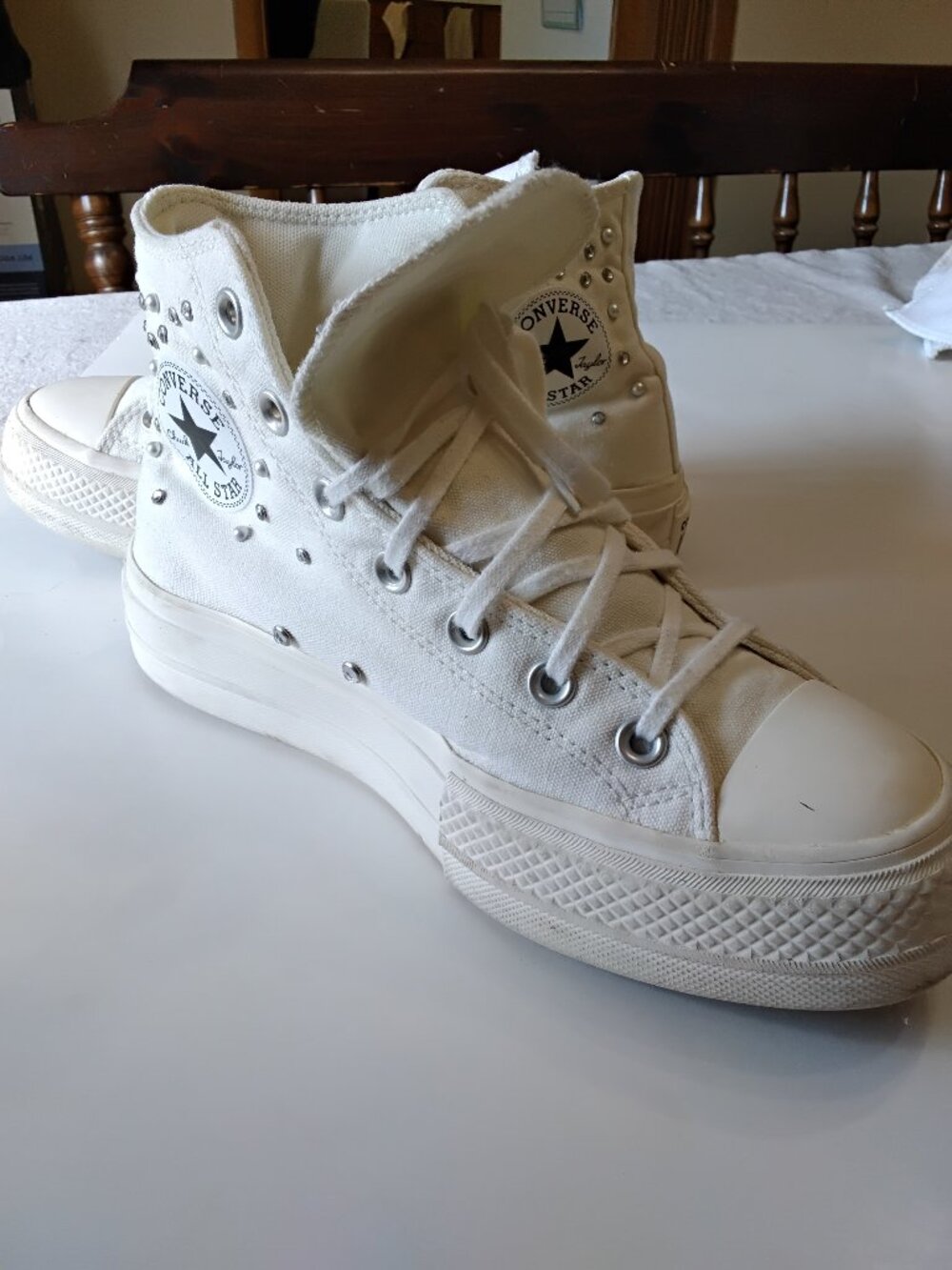 Converse Chuck Taylor All Star Lift Platform High Tops in the Gems edition.Style